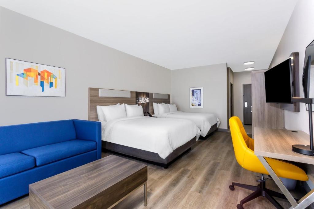 2 Queen Suite Sofa Bed photo