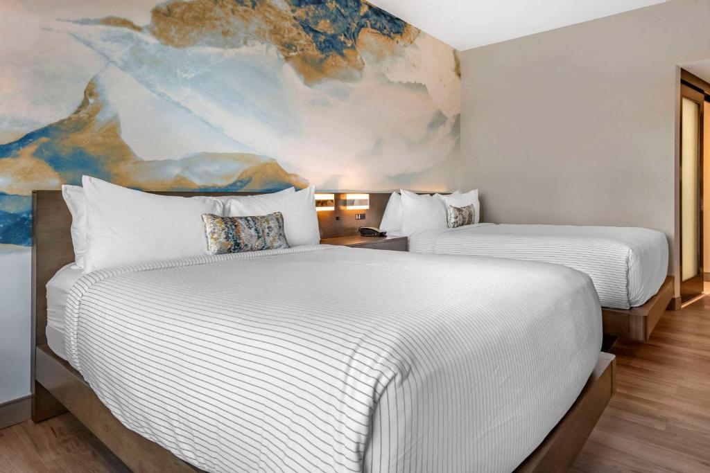 Cambria Hotel Orlando Airport gallery 10