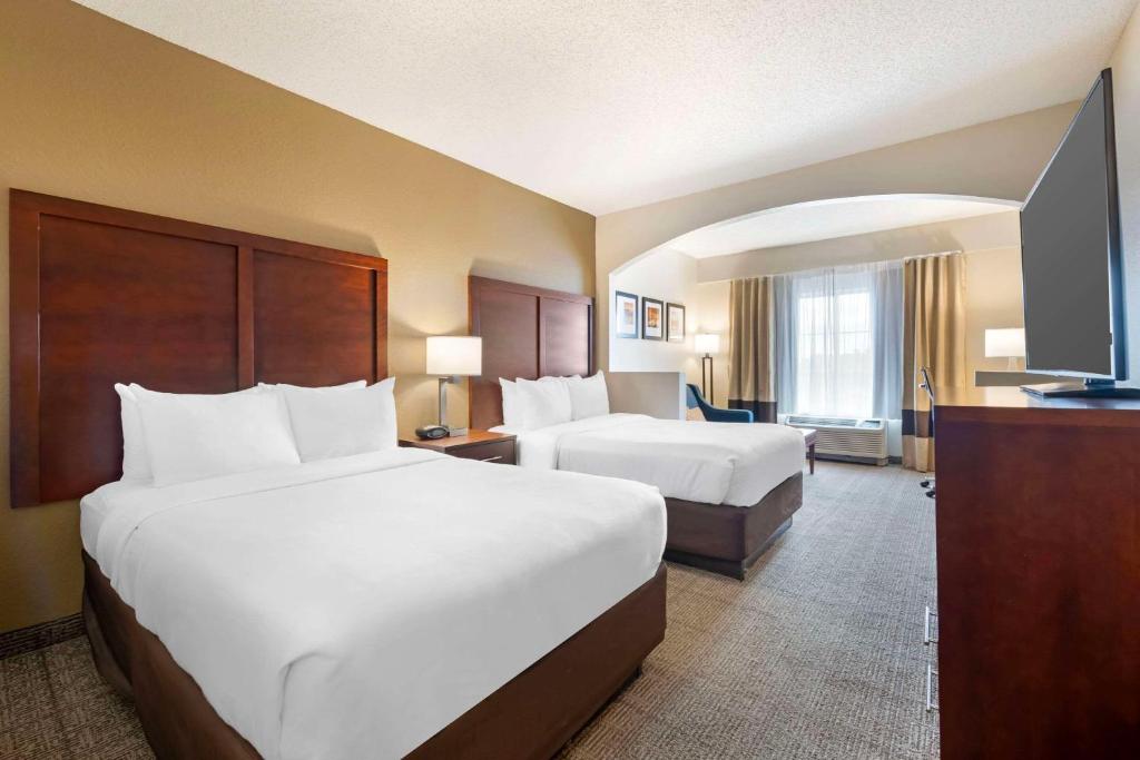 Comfort Suites Downtown gallery 5