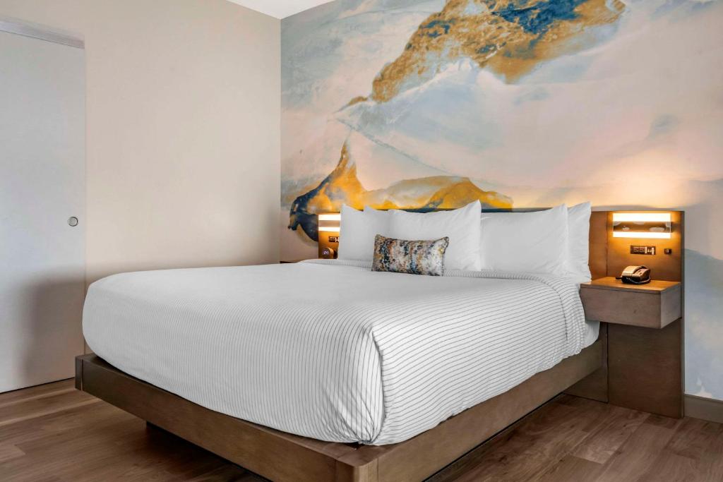 Cambria Hotel Orlando Airport gallery 13