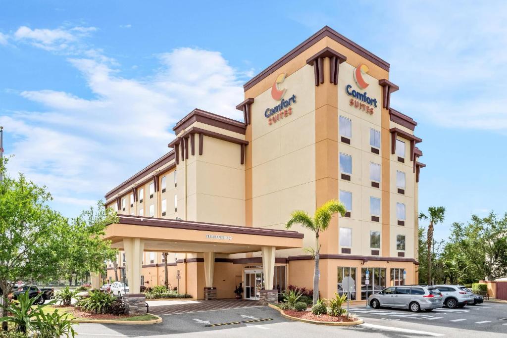 Comfort Suites Orlando Airport gallery 1