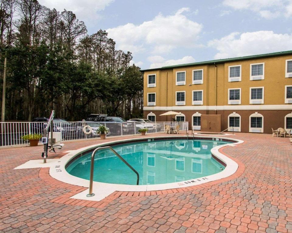 Sleep Inn & Suites Orlando International Airport gallery 3